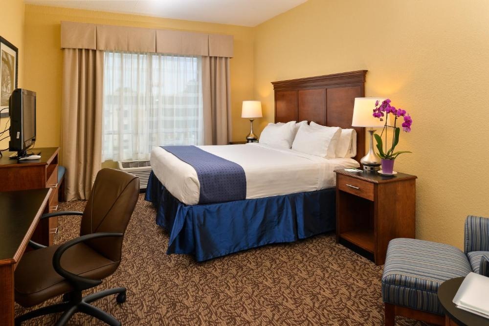 Holiday Inn Montgomery South Airport Image 13