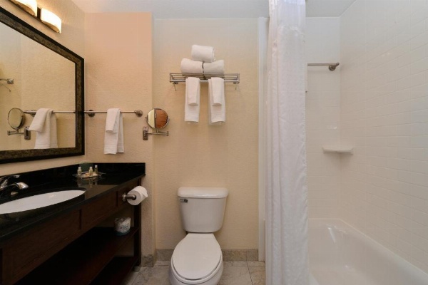 Holiday Inn Montgomery South Airport image 35