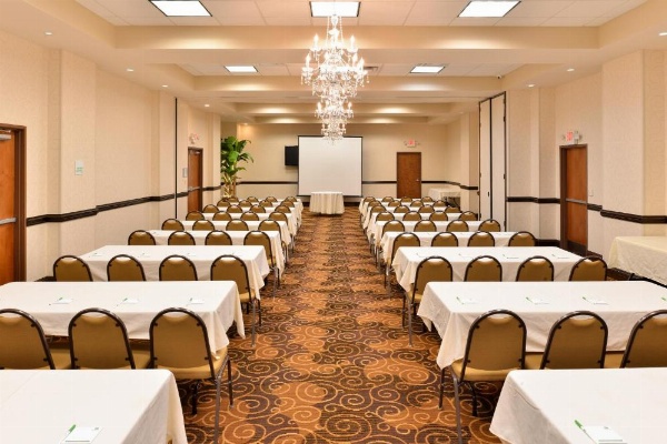 Holiday Inn Montgomery South Airport image 44